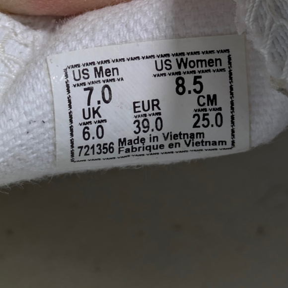 Vans Unisex Classic White Canvas Slip-Ons Casual Resortwear Spring Summer W 8.5 - Picture 7 of 8